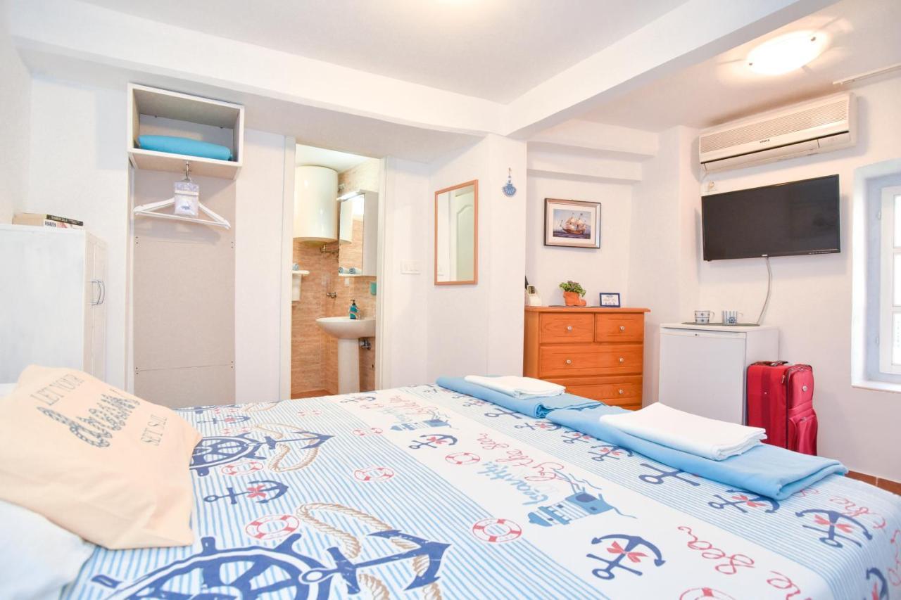 Sailor House Guest house Budva