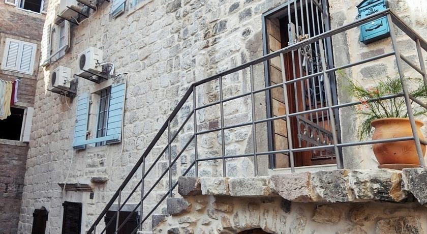 Sailor House Guest house Budva