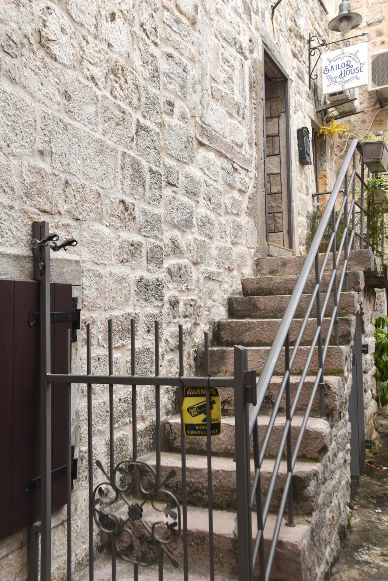 Sailor House Guest house Budva
