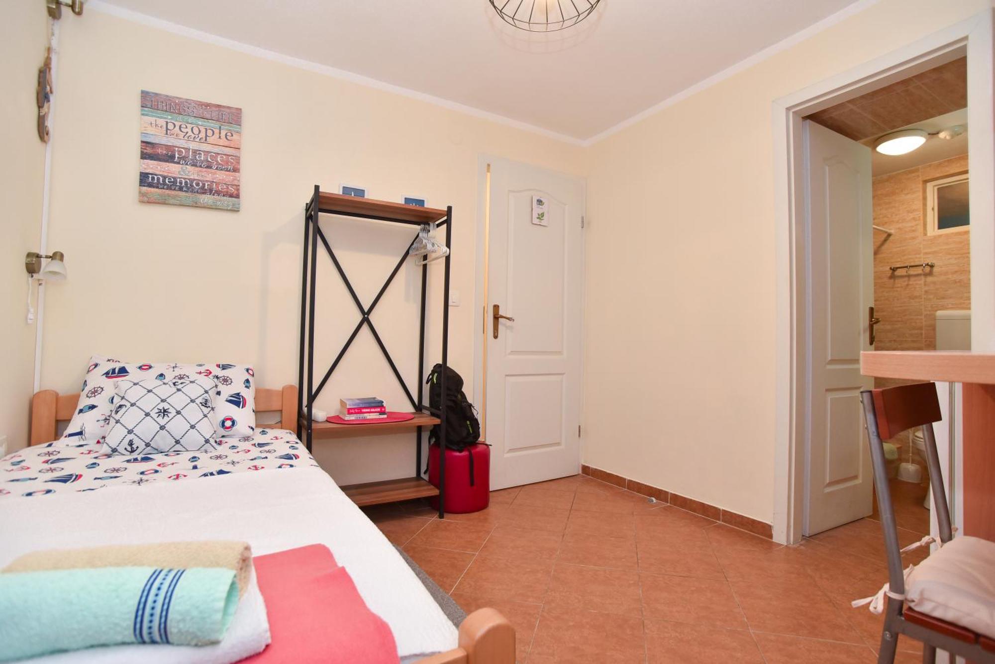 Sailor House 3*