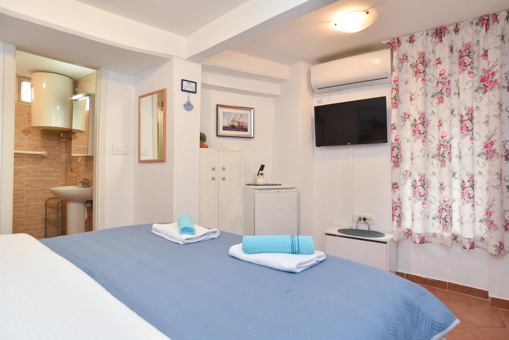 Sailor House 3*