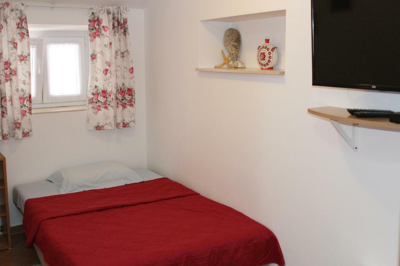 Guest house Sailor House Budva