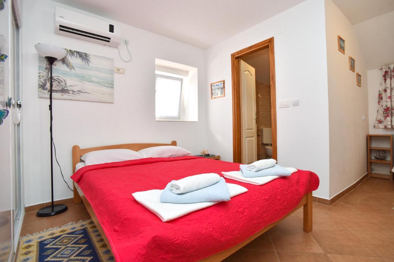 Sailor House Guest house Budva